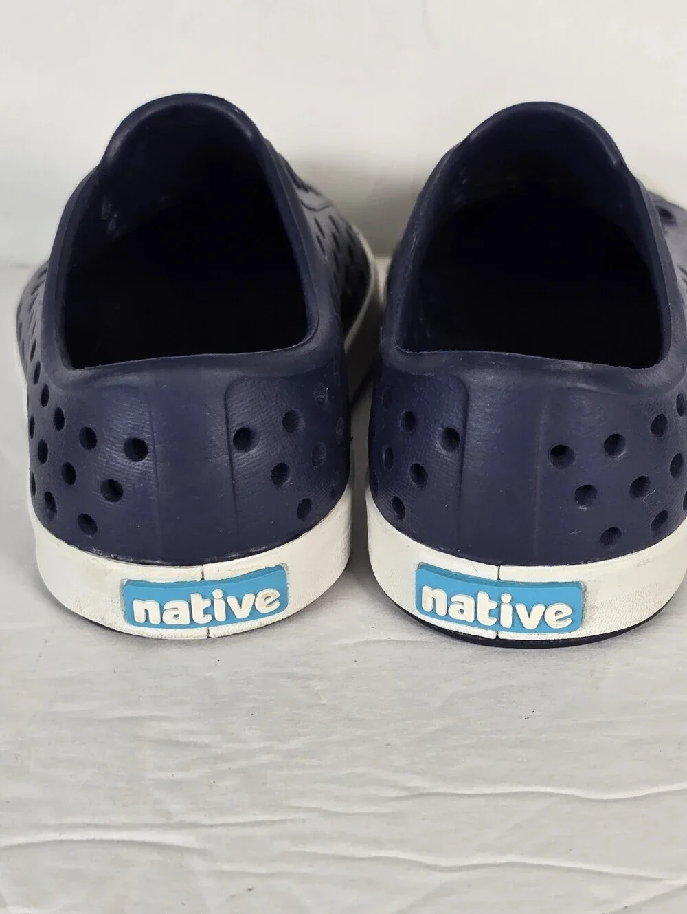 Native Kids Jefferson Navy Slip-On Water-Resistant Shoes with White Toe Size 6